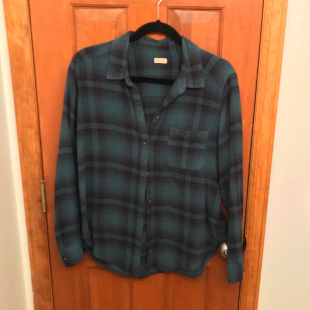 Greens and navy blue Hollister flannel shirt